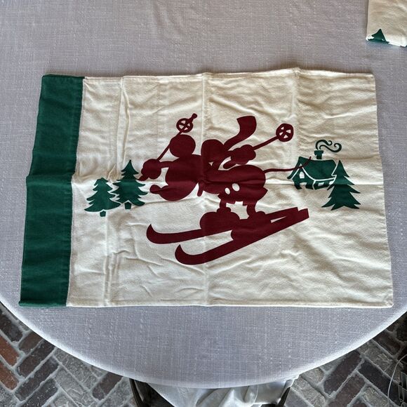 Vintage Nordic‎ Mickey Flannel Pillowcases Set Of 2 Standard Size Made In Turkey - Picture 4 of 7